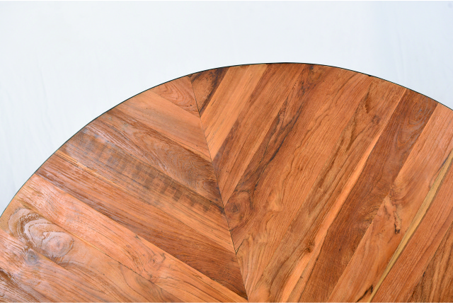 JADIOR - Round Dining Table 160